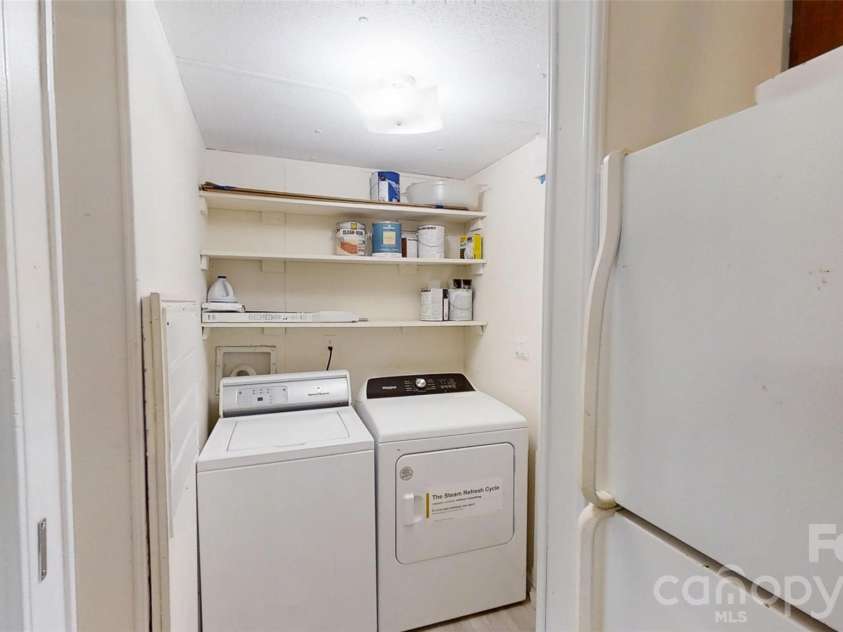 7 Fieldtop Lane, Arden, NC 28704.  MLS# CAR4423200, YatesRealty ID 50381. 