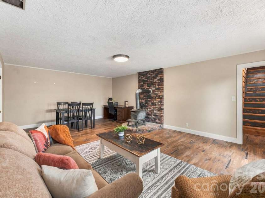 2119 Pisgah Drive, Canton, NC 28716.  MLS# CAR4421385, YatesRealty ID 50383. 
