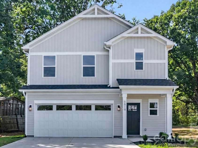 6819 Mint Street, Charlotte, NC 28214.  MLS# CAR4422512, YatesRealty ID 50384. 