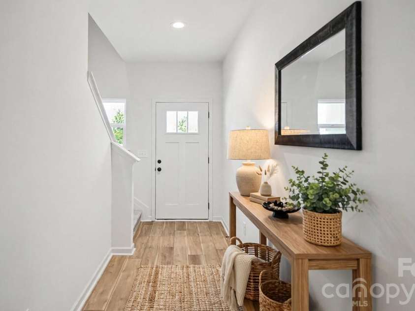 6819 Mint Street, Charlotte, NC 28214.  MLS# CAR4422512, YatesRealty ID 50384. 