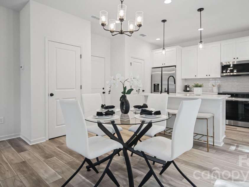 6819 Mint Street, Charlotte, NC 28214.  MLS# CAR4422512, YatesRealty ID 50384. 
