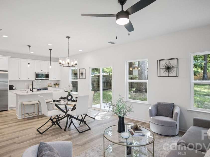 6819 Mint Street, Charlotte, NC 28214.  MLS# CAR4422512, YatesRealty ID 50384. 