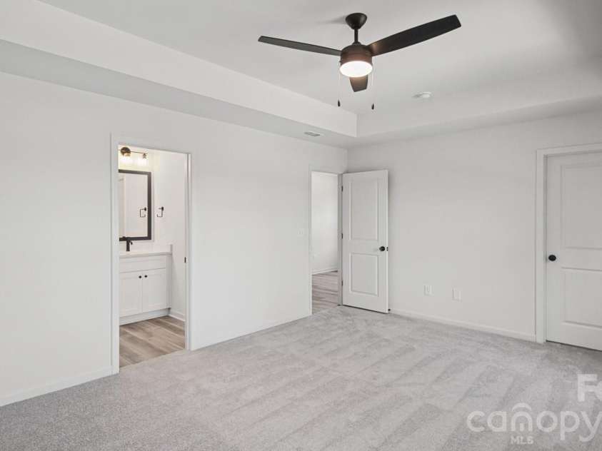 6819 Mint Street, Charlotte, NC 28214.  MLS# CAR4422512, YatesRealty ID 50384. 