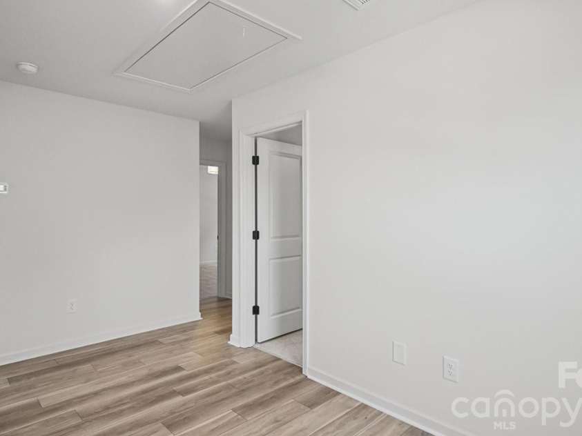 6819 Mint Street, Charlotte, NC 28214.  MLS# CAR4422512, YatesRealty ID 50384. 
