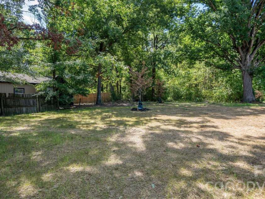 6819 Mint Street, Charlotte, NC 28214.  MLS# CAR4422512, YatesRealty ID 50384. 