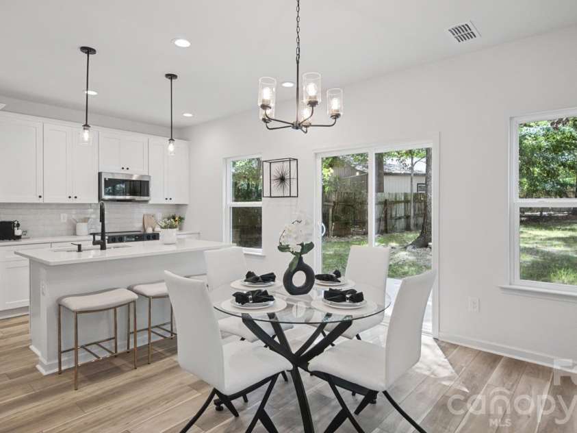 6819 Mint Street, Charlotte, NC 28214.  MLS# CAR4431102, YatesRealty ID 50384. 