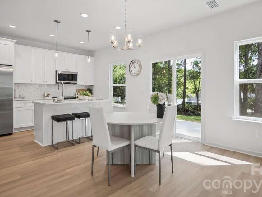727 Key Street, Charlotte, NC 28208.  MLS# CAR4422502, YatesRealty ID 50385. 