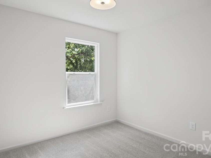 727 Key Street, Charlotte, NC 28208.  MLS# CAR4422502, YatesRealty ID 50385. 