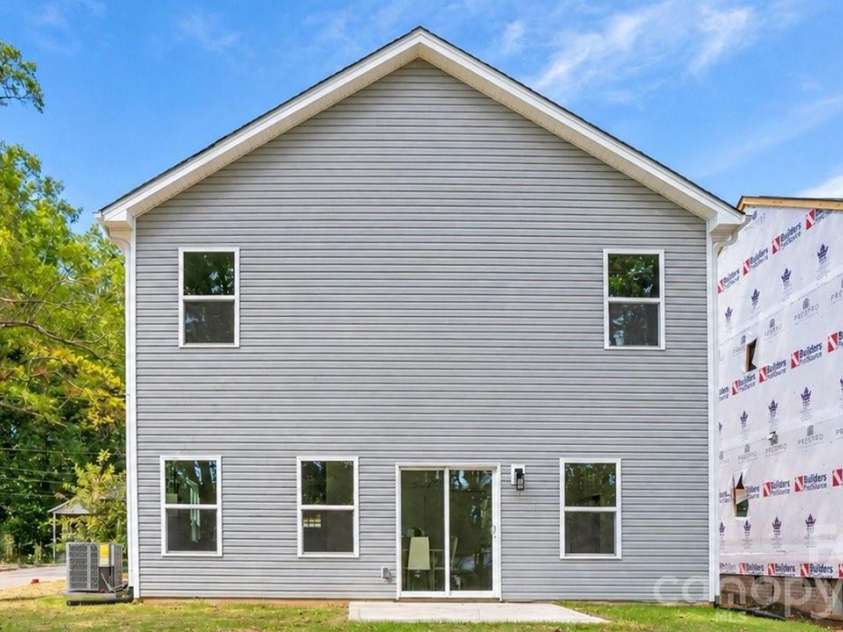 727 Key Street, Charlotte, NC 28208.  MLS# CAR4422502, YatesRealty ID 50385. 