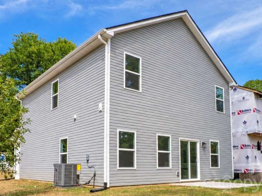 727 Key Street, Charlotte, NC 28208.  MLS# CAR4422502, YatesRealty ID 50385. 