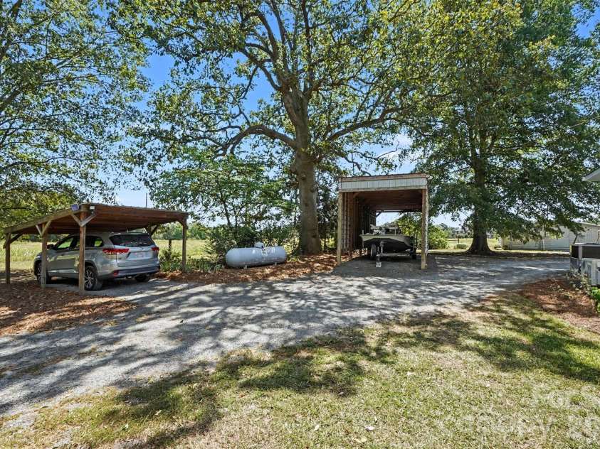 6002 White Store Road, Wingate, NC 28174.  MLS# CAR4420843, YatesRealty ID 50387. 