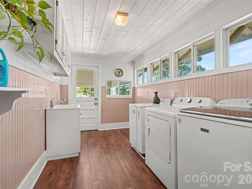 6002 White Store Road, Wingate, NC 28174.  MLS# CAR4420843, YatesRealty ID 50387. Laundry Room