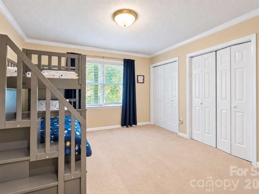 591 19th Avenue Lane, Hickory, NC 28601.  MLS# CAR4423857, YatesRealty ID 50389. 