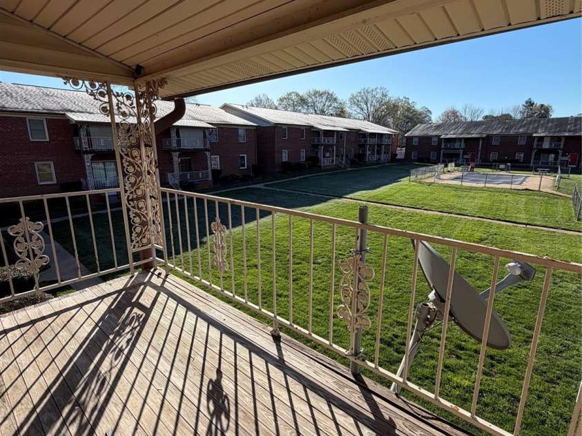 119 Carriage House Drive, Kannapolis, NC 28081.  MLS# CAR4356362, YatesRealty ID 5039. 