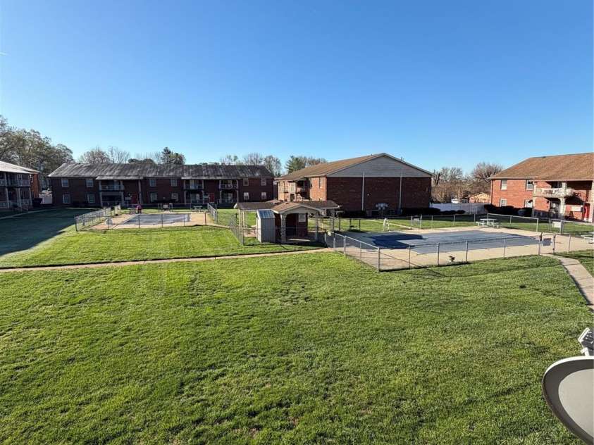 119 Carriage House Drive, Kannapolis, NC 28081.  MLS# CAR4356362, YatesRealty ID 5039. 