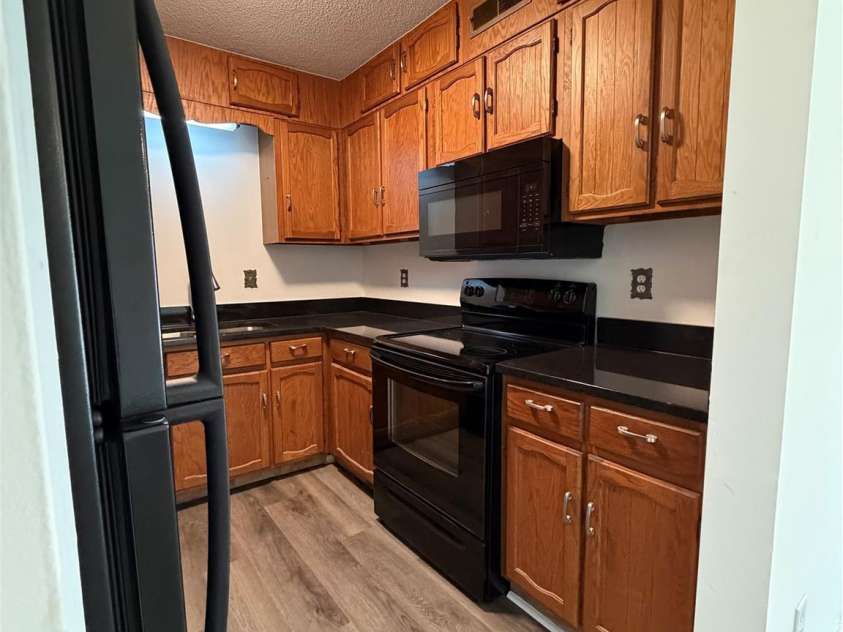 119 Carriage House Drive, Kannapolis, NC 28081.  MLS# CAR4356362, YatesRealty ID 5039. 
