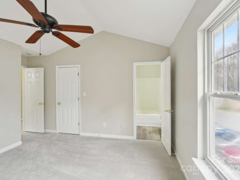 3010 Uxbridge Woods Court, Charlotte, NC 28205.  MLS# CAR4230733, YatesRealty ID 5039. 