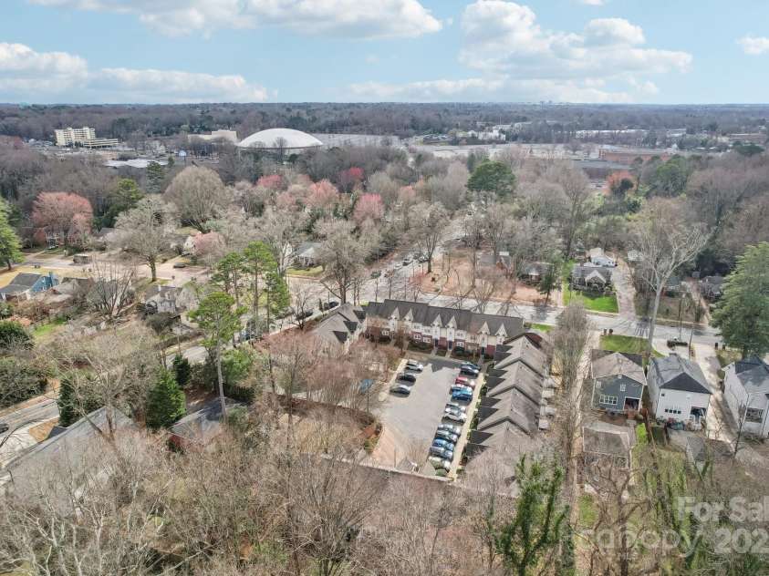 3010 Uxbridge Woods Court, Charlotte, NC 28205.  MLS# CAR4230733, YatesRealty ID 5039. 