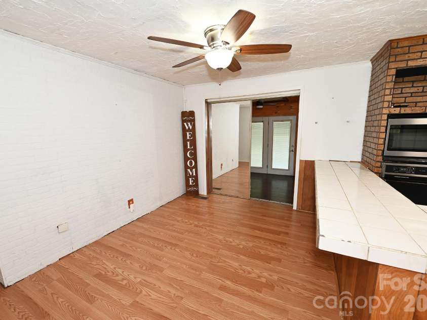5190 Hidden Acres Lane, Granite Falls, NC 28630.  MLS# CAR4422509, YatesRealty ID 50391. 