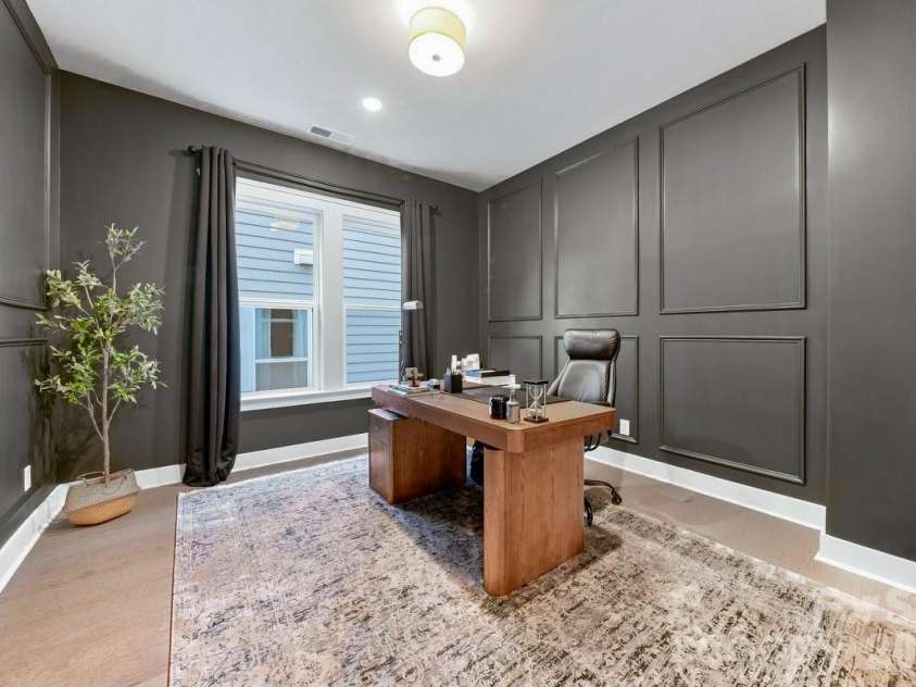 1233 Drummond Avenue, Charlotte, NC 28205.  MLS# CAR4416426, YatesRealty ID 50392. 