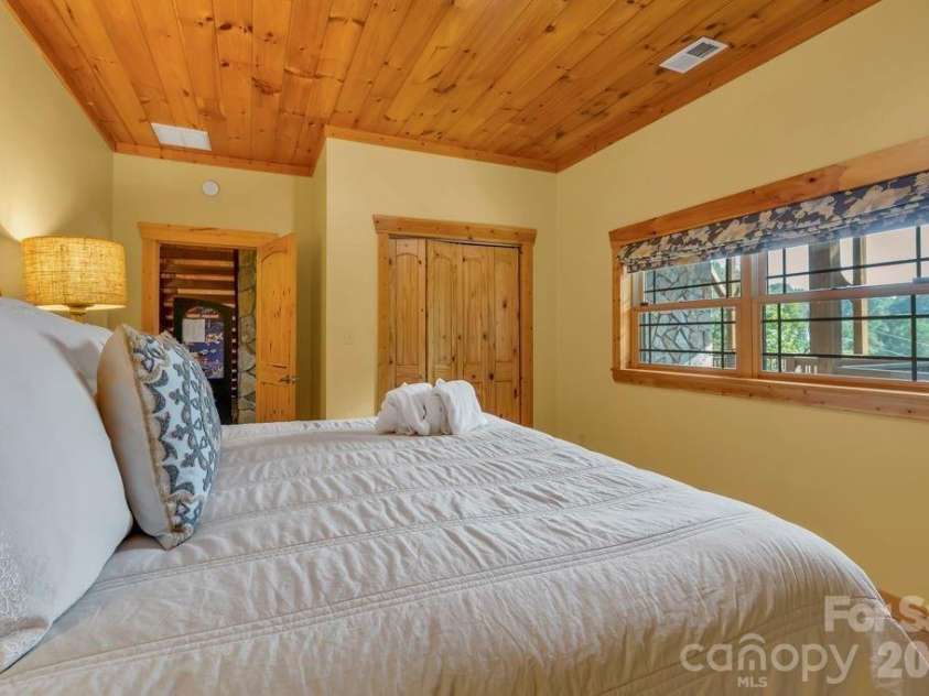 501 John Ward Road, Sugar Grove, NC 28679.  MLS# CAR4423924, YatesRealty ID 50396. 