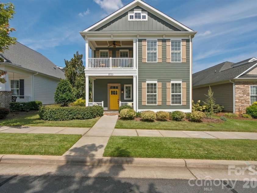 3220 Lock Erne Avenue, Kannapolis, NC 28081.  MLS# CAR4423128, YatesRealty ID 50398. 