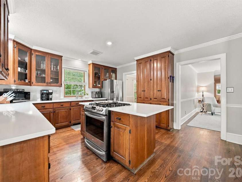 1602 Fairway Drive, Newton, NC 28658.  MLS# CAR4423764, YatesRealty ID 50399. 