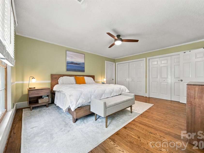 1602 Fairway Drive, Newton, NC 28658.  MLS# CAR4423764, YatesRealty ID 50399. 