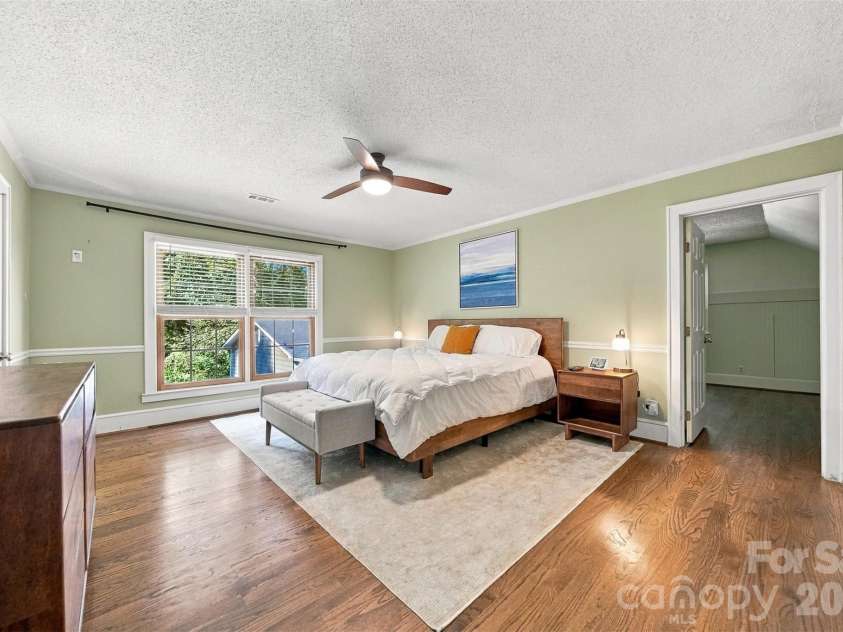 1602 Fairway Drive, Newton, NC 28658.  MLS# CAR4423764, YatesRealty ID 50399. 