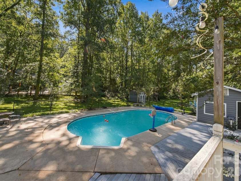1602 Fairway Drive, Newton, NC 28658.  MLS# CAR4423764, YatesRealty ID 50399. 