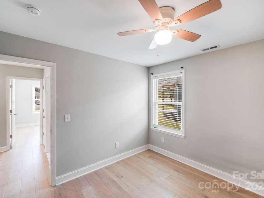 114 Lee Avenue, Bessemer City, NC 28016.  MLS# CAR4296203, YatesRealty ID 504. 