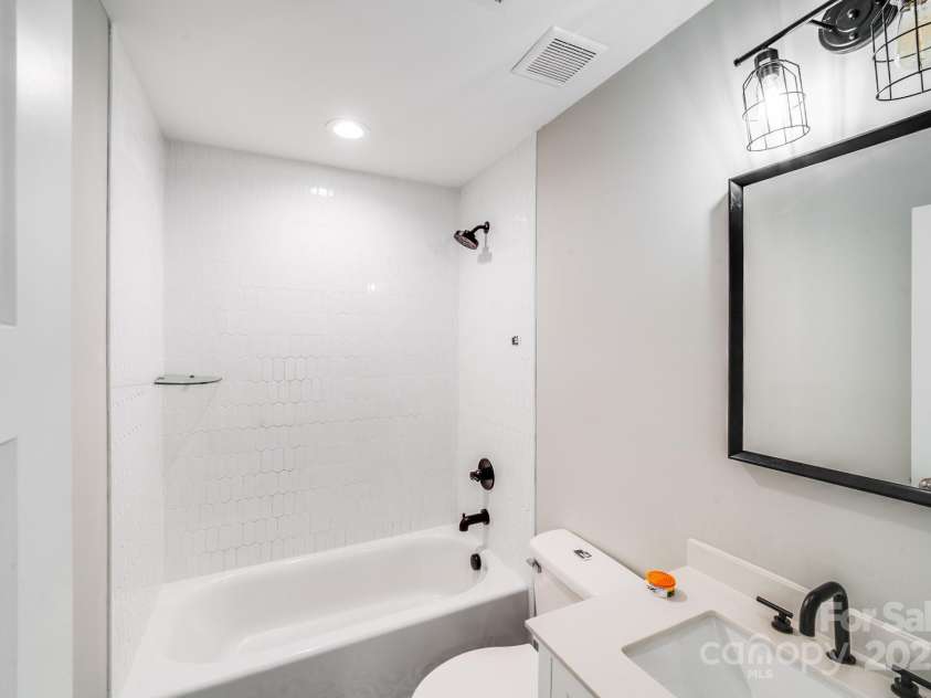 114 Lee Avenue, Bessemer City, NC 28016.  MLS# CAR4296203, YatesRealty ID 504. 