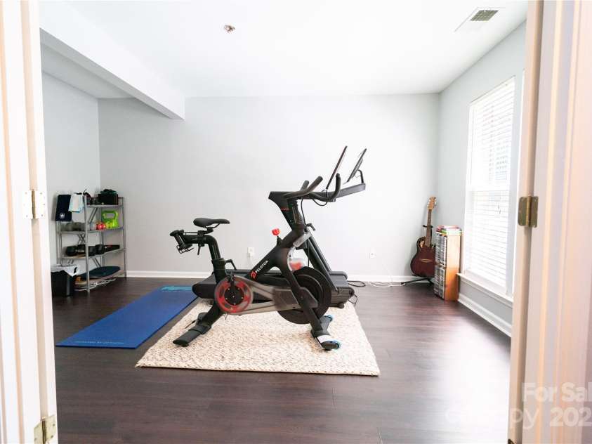 9511 Lina Ardrey Lane, Charlotte, NC 28277.  MLS# CAR4269974, YatesRealty ID 504. 3rd Bedroom/Flex/Office on 1st level. *(No closet)