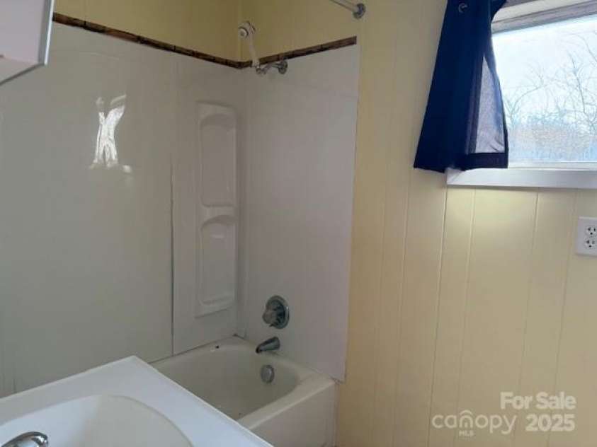 451 Jonestown Road, Bostic, NC 28018.  MLS# CAR4213313, YatesRealty ID 5040. 