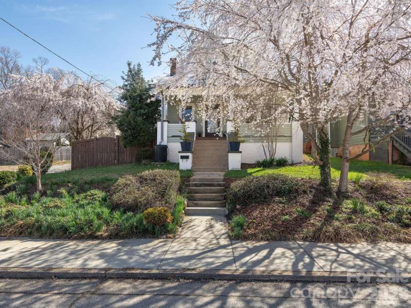 57 Mitchell Avenue, Asheville, NC 28806.  MLS# CAR4356642, YatesRealty ID 5040. 