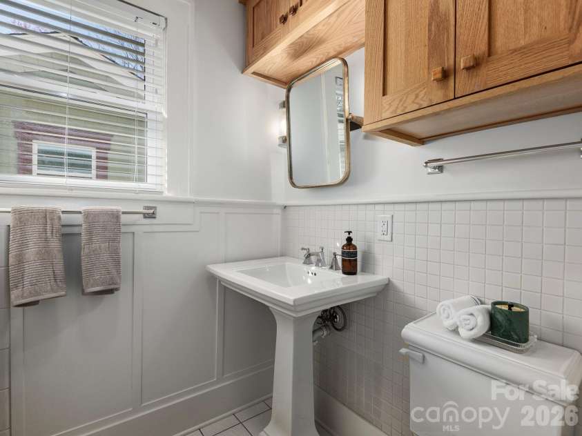 57 Mitchell Avenue, Asheville, NC 28806.  MLS# CAR4356642, YatesRealty ID 5040. Full bath on main level