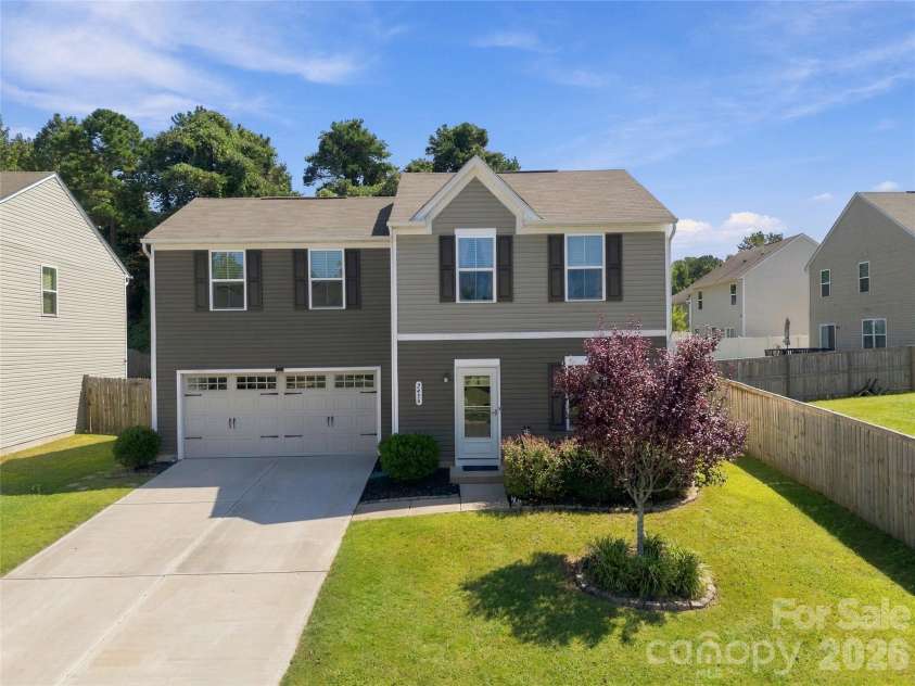 2438 Thorn Spring Lane, Concord, NC 28025.  MLS# CAR4422802, YatesRealty ID 50401. 