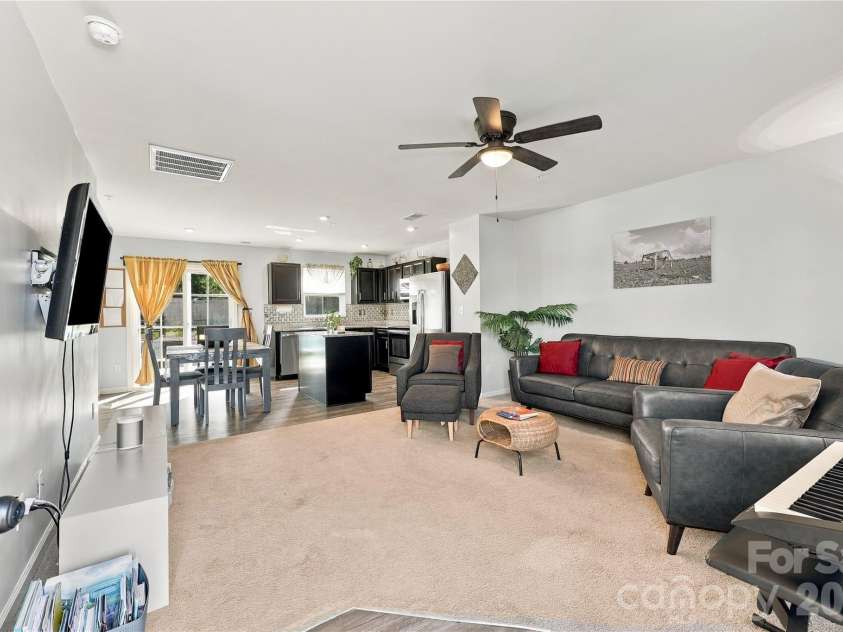 2438 Thorn Spring Lane, Concord, NC 28025.  MLS# CAR4422802, YatesRealty ID 50401. 