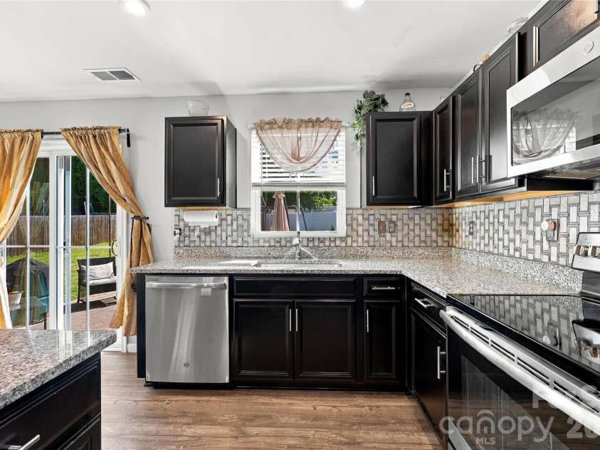 2438 Thorn Spring Lane, Concord, NC 28025.  MLS# CAR4422802, YatesRealty ID 50401. 