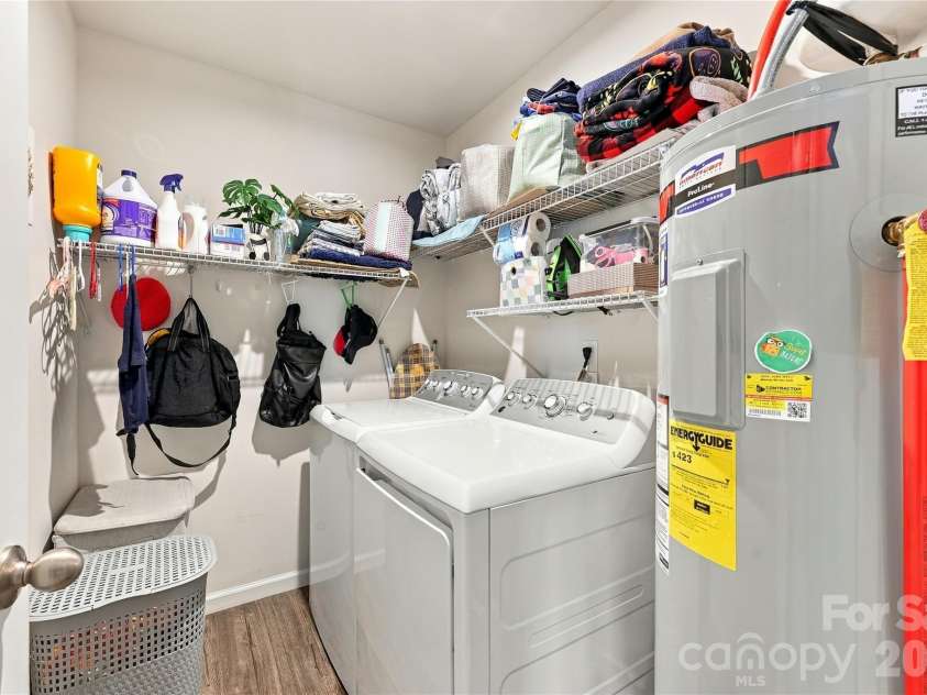 2438 Thorn Spring Lane, Concord, NC 28025.  MLS# CAR4422802, YatesRealty ID 50401. 