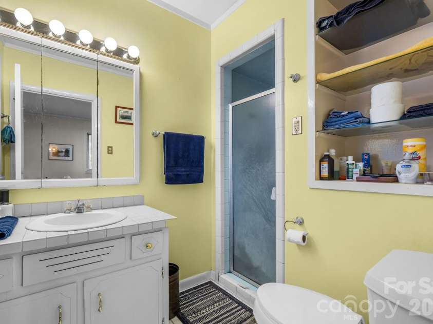 219 West Park Drive, Morganton, NC 28655.  MLS# CAR4412593, YatesRealty ID 50402. 
