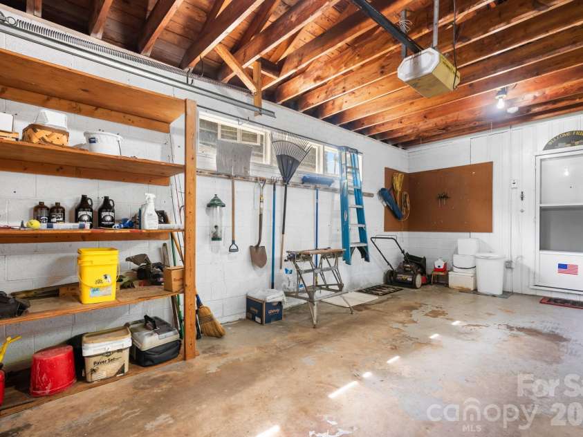 219 West Park Drive, Morganton, NC 28655.  MLS# CAR4412593, YatesRealty ID 50402. 