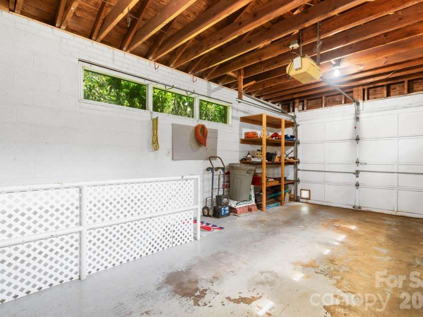 219 West Park Drive, Morganton, NC 28655.  MLS# CAR4412593, YatesRealty ID 50402. 