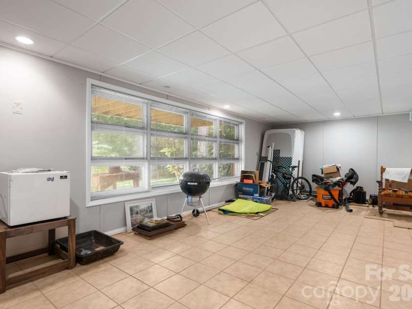 219 West Park Drive, Morganton, NC 28655.  MLS# CAR4412593, YatesRealty ID 50402. 