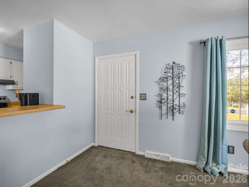 3 Apple Blossom Lane, Hendersonville, NC 28792.  MLS# CAR4423233, YatesRealty ID 50403. 