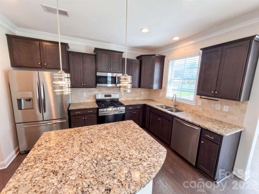 5015 Sea Cliff Lane, Lancaster, SC 29720.  MLS# CAR4423953, YatesRealty ID 50404. 