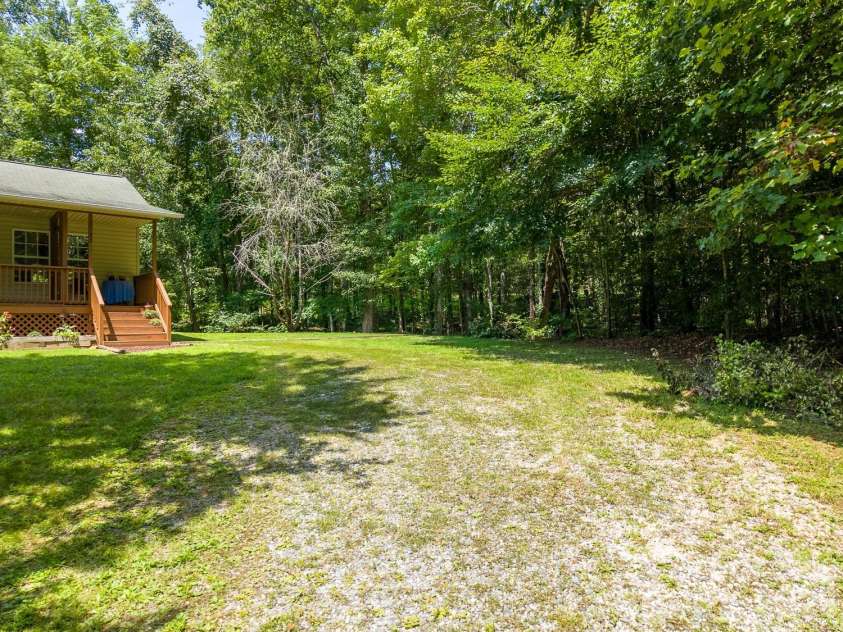 33 E H Bailey Road, Bryson City, NC 28713.  MLS# CAR4423913, YatesRealty ID 50405. 