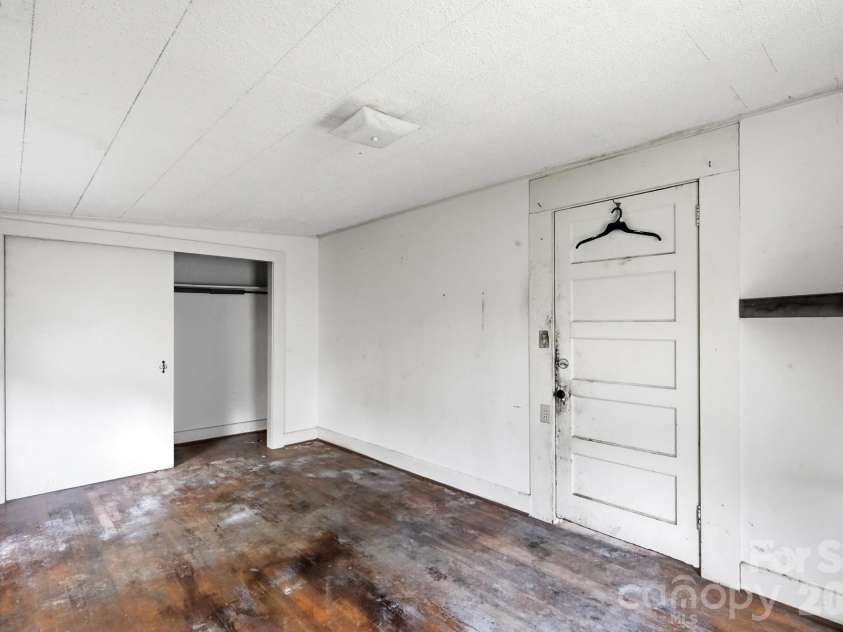 132 North Avenue, Troutman, NC 28166.  MLS# CAR4422619, YatesRealty ID 50406. 