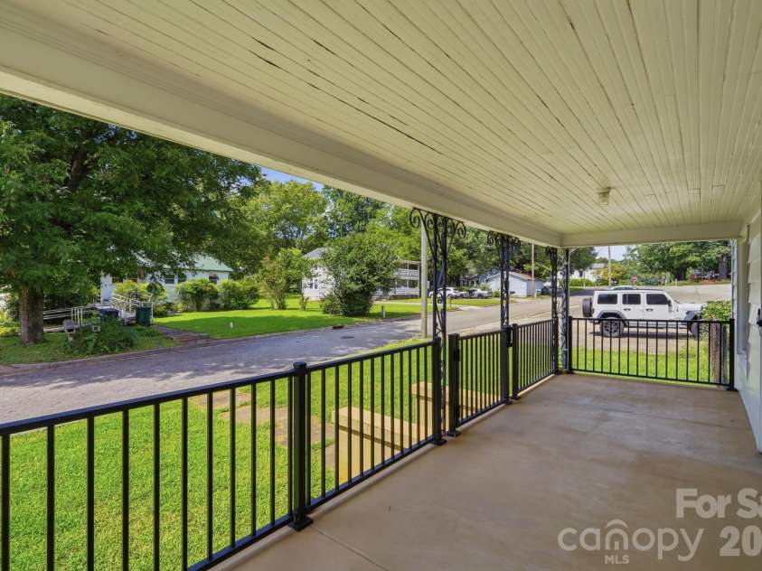 132 North Avenue, Troutman, NC 28166.  MLS# CAR4422619, YatesRealty ID 50406. Front Porch