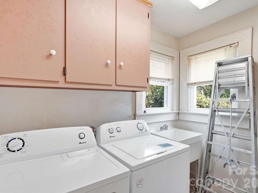 132 North Avenue, Troutman, NC 28166.  MLS# CAR4422619, YatesRealty ID 50406. Laundry Room